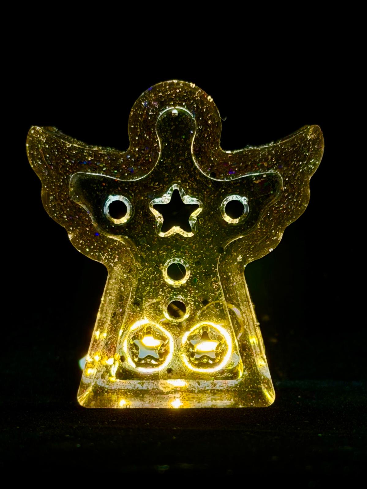 Angel 😇 of Peace Gold